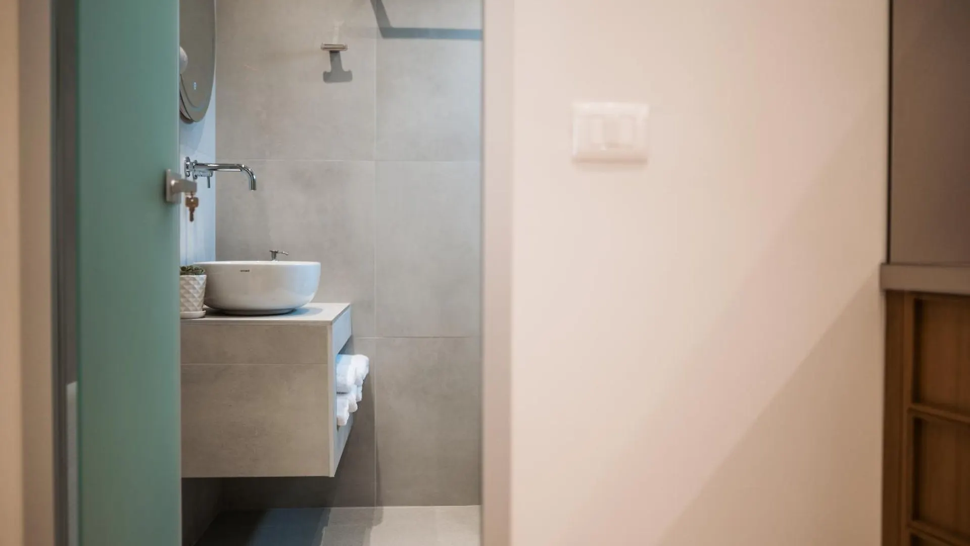 Stefaneli Studios Himarë Apartahotel